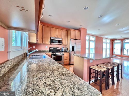 2301 Cobble Hill Ter, Silver Spring MD  20902-7623 exterior