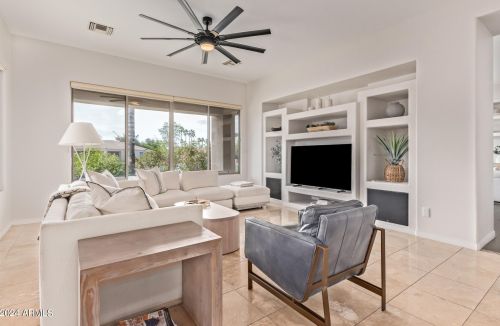 1642 Lynx Way, Chandler AZ 85249-3011 exterior