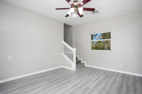 1423 Shadowlawn Dr, Naples FL 34112-4850 exterior