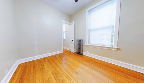 1922 Wilson Ave, Chicago IL 60625-3760 exterior