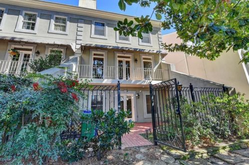 2470 Brookhaven Pl, Atlanta GA 30319-3018 exterior