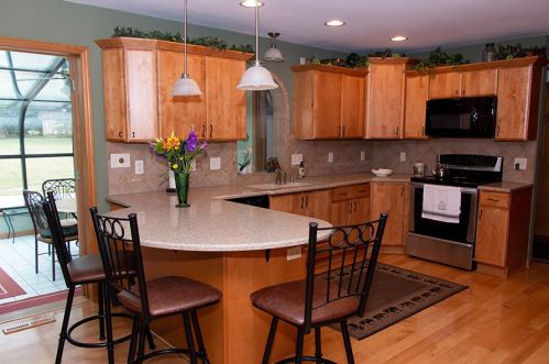 4041 96th St, Milwaukee, WI 53228-2168