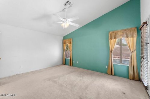 1820 Oakland St, Chandler AZ 85226-2925 exterior