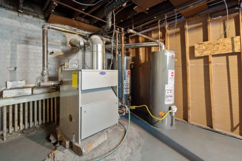 10238 Eberhart Ave, Chicago IL  60628-2210 exterior