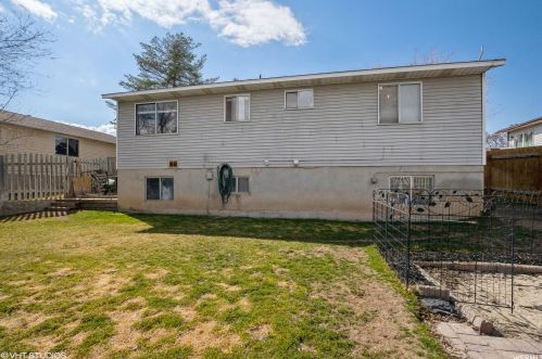 6499 Lotus Way, Taylorsville UT 84081-4307 exterior