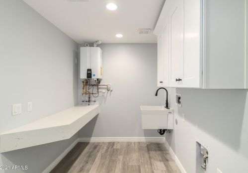 3041 Elm St, Phoenix AZ  85016-5036 exterior