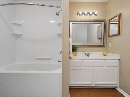 7275 Brittany Ln, South Saint Paul MN 55076-2346 exterior