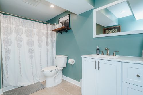 5223 Nashville Ave, Chicago IL 60638-1216 exterior