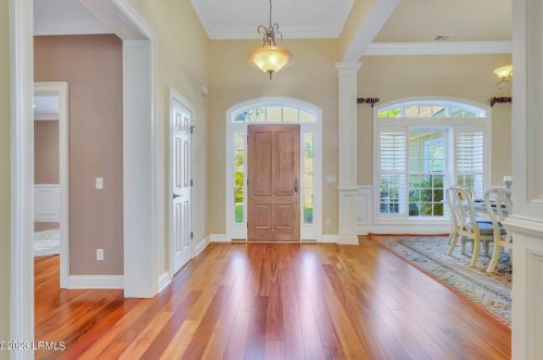7 Caravelle Ct, Bluffton, SC 29909-4320