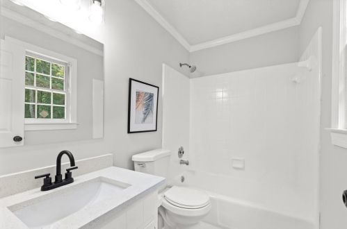 3845 Laurel Fls Dr, Lithonia GA 30039-6586 exterior