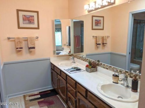 15816 15th Way, Phoenix AZ  85022-3249 exterior