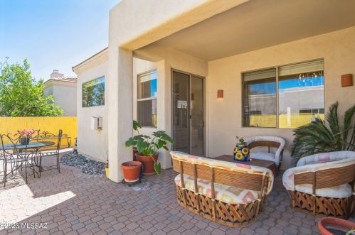 7451 Placita Luz De La Luna, Tucson AZ  85715-2834 exterior