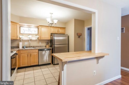 47 Orch Ct, Limerick PA 19468-2911 exterior