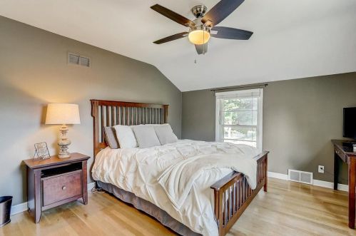 2800 86th St, Milwaukee WI  53222-4724 exterior