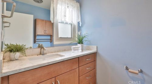 1100 Lincoln Ave, Fullerton CA 92831-4506 exterior