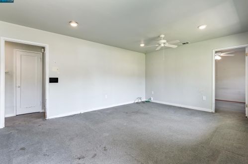 2032 Bch St, Concord CA 94519-2506 exterior