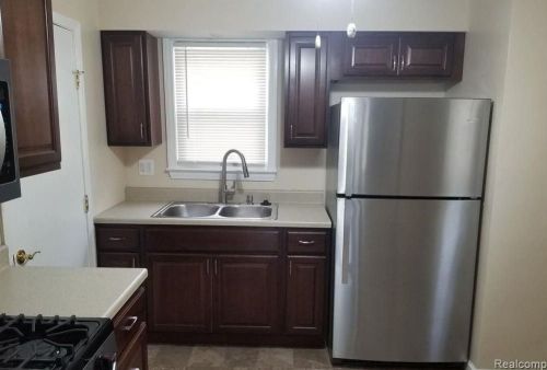 4912 Weddell St, Dearborn Heights MI  48125-3036 exterior