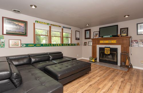 907 Robin Hl Dr, Joliet IL 60404-9644 exterior