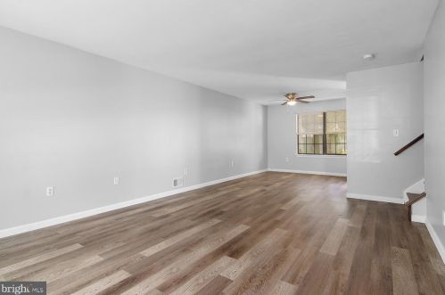 56 Drewes Ct, Trenton, NJ 08648-2635