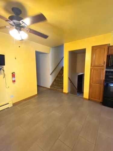 8355 Kedvale Ave, Chicago IL 60624-3529 exterior