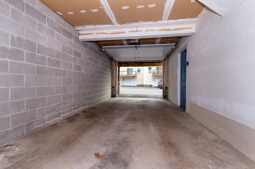 18 Vinton Dr, Concord NH 03303-1584 exterior