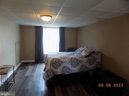 66 Prince St, Littlestown PA 17340-1323 exterior