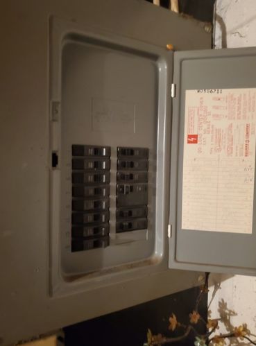 47 Lansing Pl, Springfield MA 01108-1719 exterior