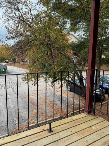 12 Side Dr, Concord NH  03301-5402 exterior