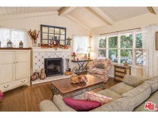 11934 Currituck Dr, Los Angeles, CA 90049-4204