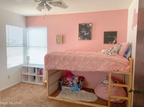 4662 Weathervane St, Tucson AZ 85741-4620 exterior