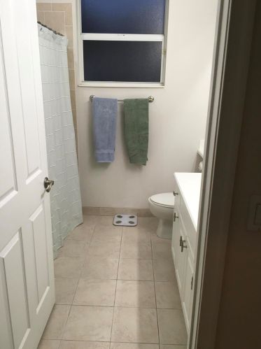 1725 Jamesport Dr, Fort Pierce FL 34953-4355 exterior