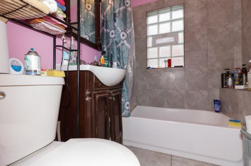 831 19 Ave, Broadview IL 60153-1726 exterior