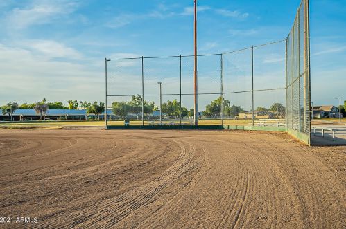 1930 Carson Rd, Phoenix AZ 85041-6614 exterior