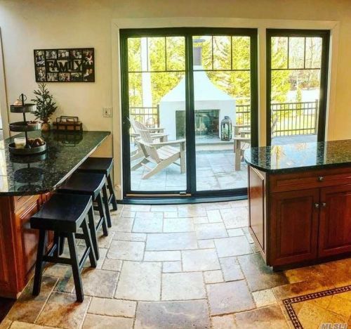 108 Gannet Dr, Commack NY 11725-4904 exterior