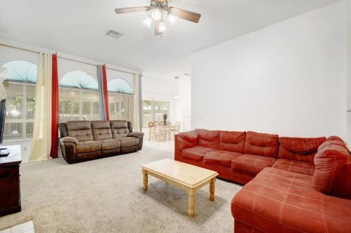 8002 Elkhorn Mountain Trl, Austin TX  78729-6410 exterior