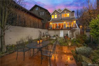 1927 10th Ave, Seattle WA  98119-2821 exterior