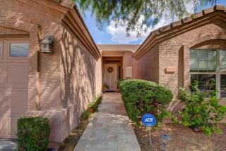 26217 46th Pl, Phoenix, AZ 85050-8503