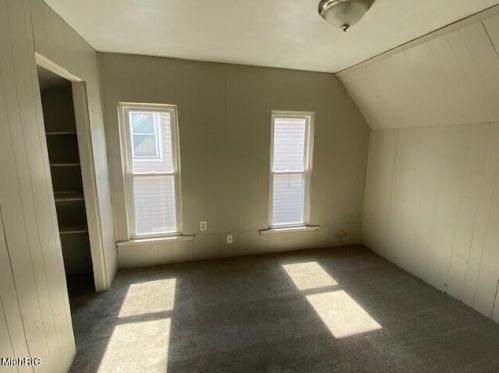 916 Jennette, Grand Rapids MI 49504-4143 exterior