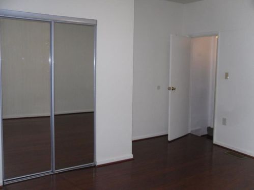 154 2 St, Pittsburgh PA 15215-2104 exterior