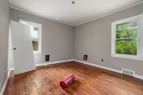 1643 Flintwood Dr, Atlanta GA 30316-4127 exterior