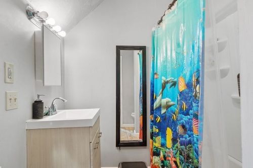 15 Isabella St, Worcester MA 01603-2122 exterior