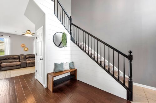 1616 Fieldstone Dr, Joliet, IL 60404-8102