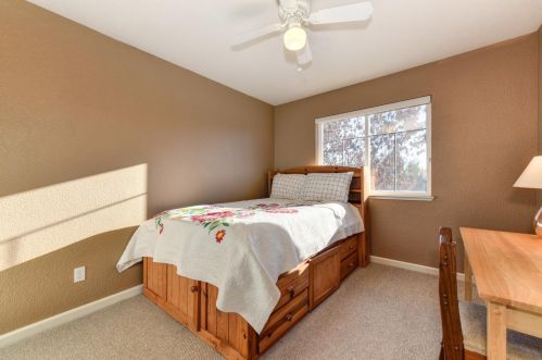 1079 Mallard Cir, Folsom CA 95630-7507 exterior