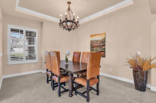 1403 Souza Dr, Folsom CA 95762-7559 exterior