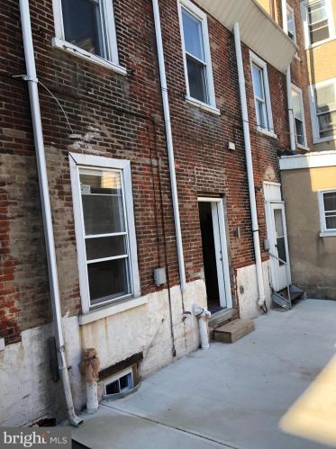 2314 Cumberland St, Philadelphia PA 19132-4118 exterior