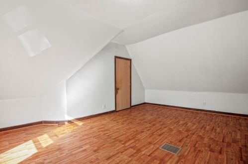 1314 22 St, Milwaukee WI 53215-4404 exterior