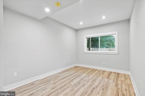 4017 Fairmount Ave, Philadelphia PA  19104-1743 exterior