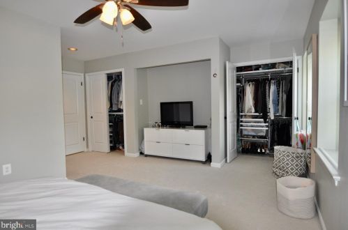 7523 Heatherton Ln, Rockville MD  20854-3232 exterior