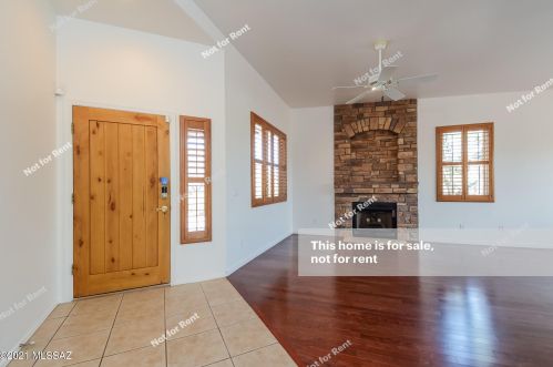 11974 Crescendo Dr, Tucson AZ 85737-3742 exterior