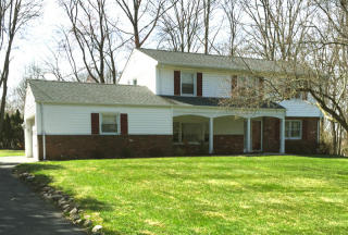 770 Rolling Hl Dr, Westwood NJ  07675-6170 exterior